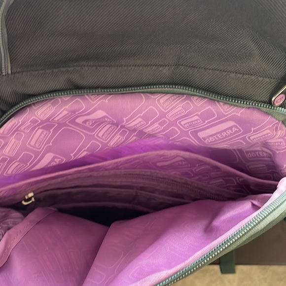 Doterra backpack - Picture 2 of 8